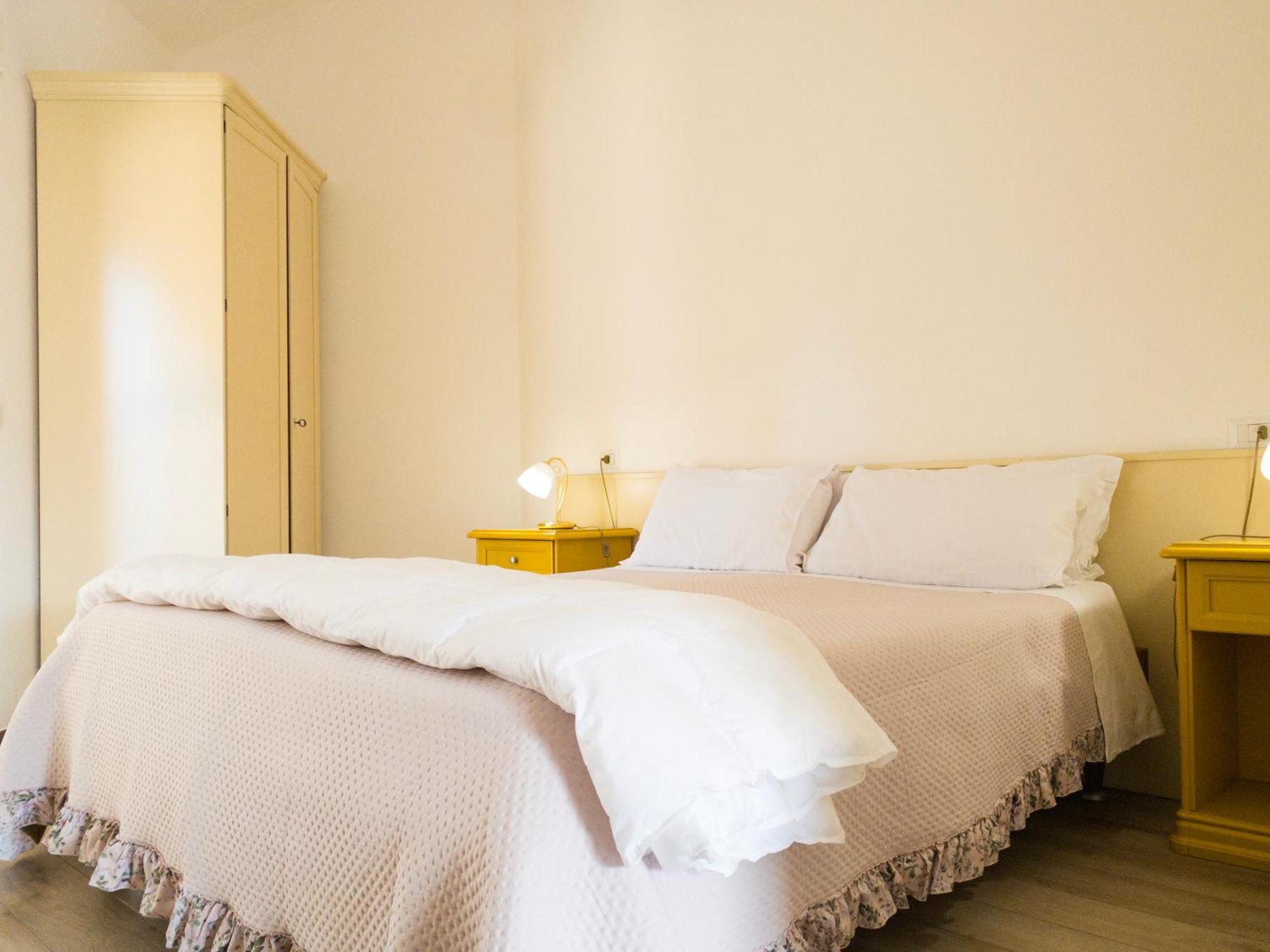 Hotel Donatella Posada  Luaran gambar